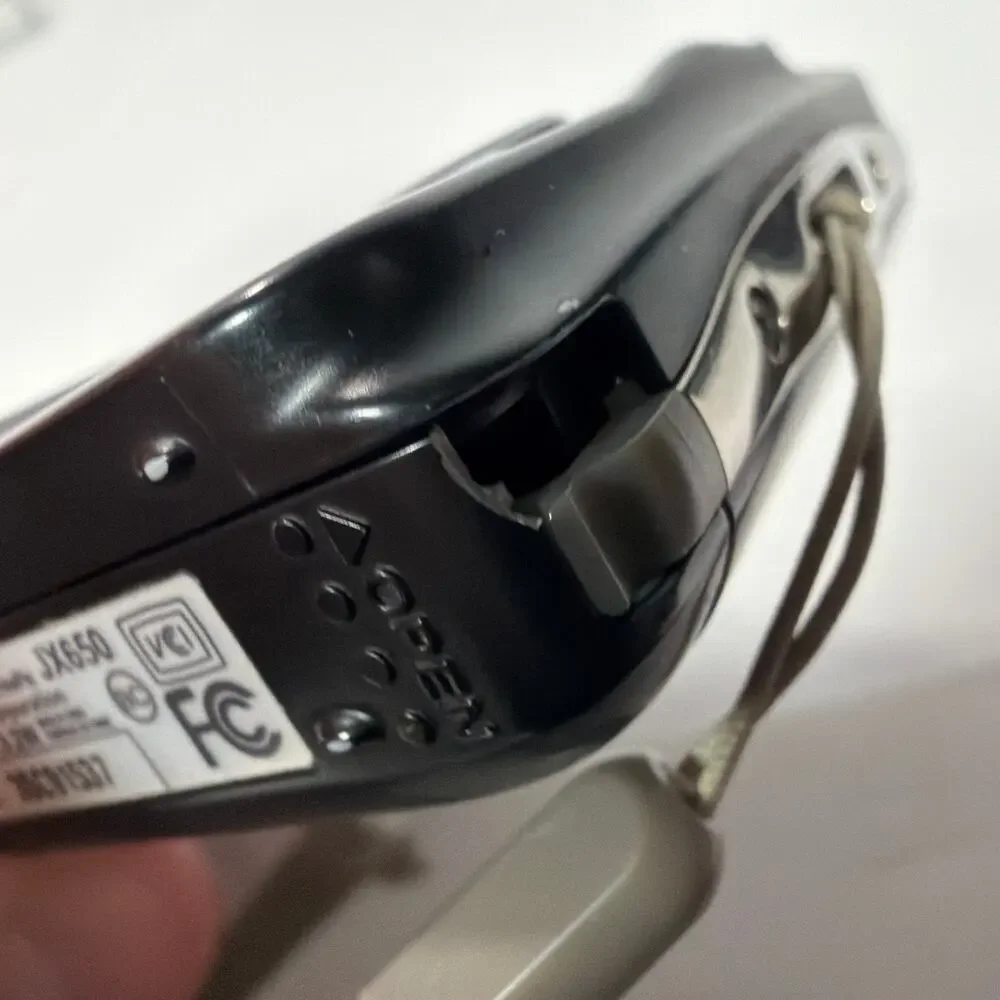 Fujifilm FinePix JX650 16MP Digital Camera Autofocus Not Working